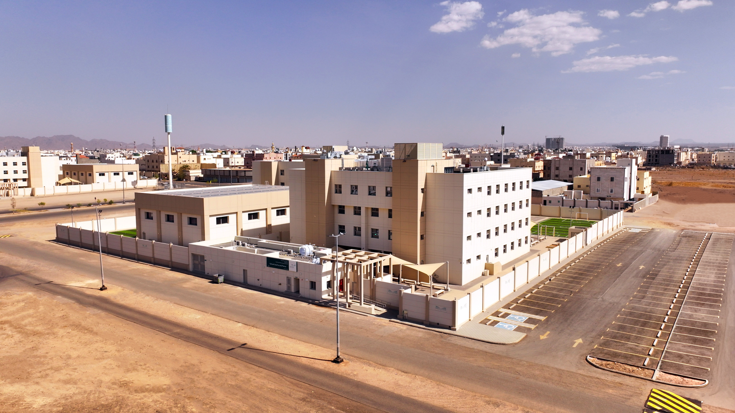 مدارس المجموعة الثانية من مسار البناء والصيانة والتحويل بمنطقة المدينة المنورة